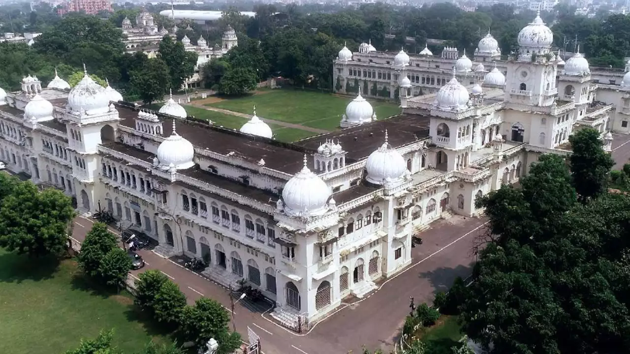 Lucknow University Admission